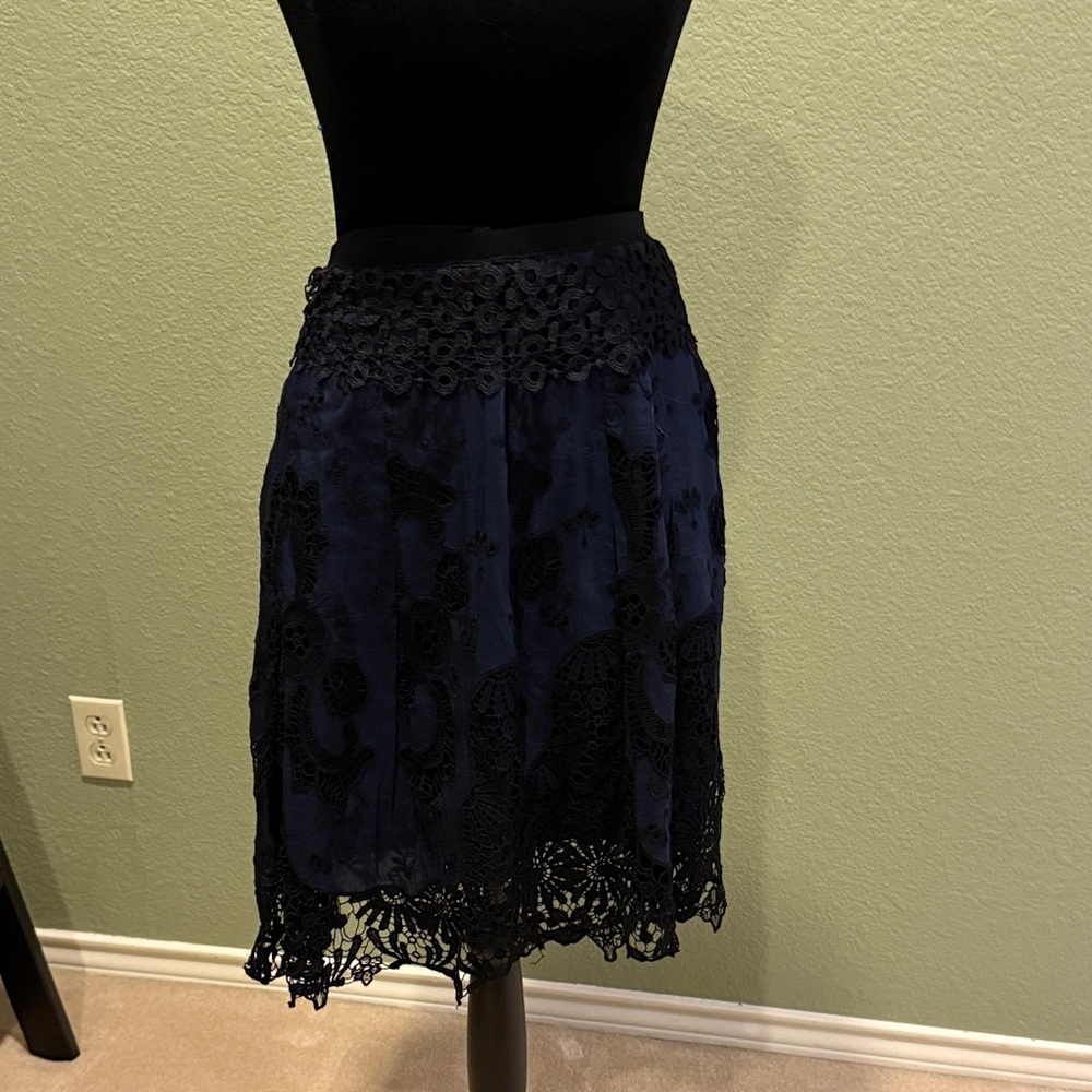 Elie Tahari Navy and Black Lace Mini Skirt